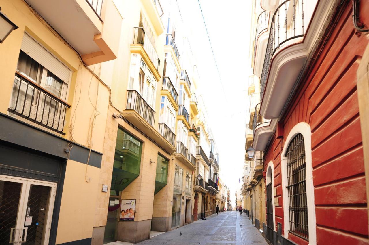 La Casa De Carmen Centro Historico Free Parking Aire Centralizado Cadiz Luaran gambar