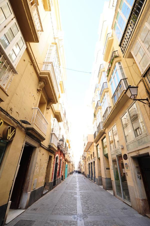 La Casa De Carmen Centro Historico Free Parking Aire Centralizado Cadiz Luaran gambar